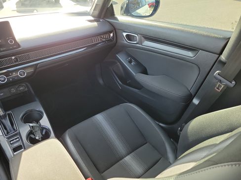 Certified 2024 Honda Civic Sport image 17