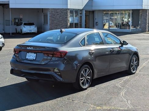 Used 2023 Kia Forte LXS image 5