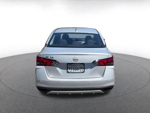 Used 2025 Nissan Versa SV FWD image 10