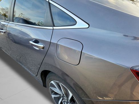 Used 2019 Honda Insight Touring image 14