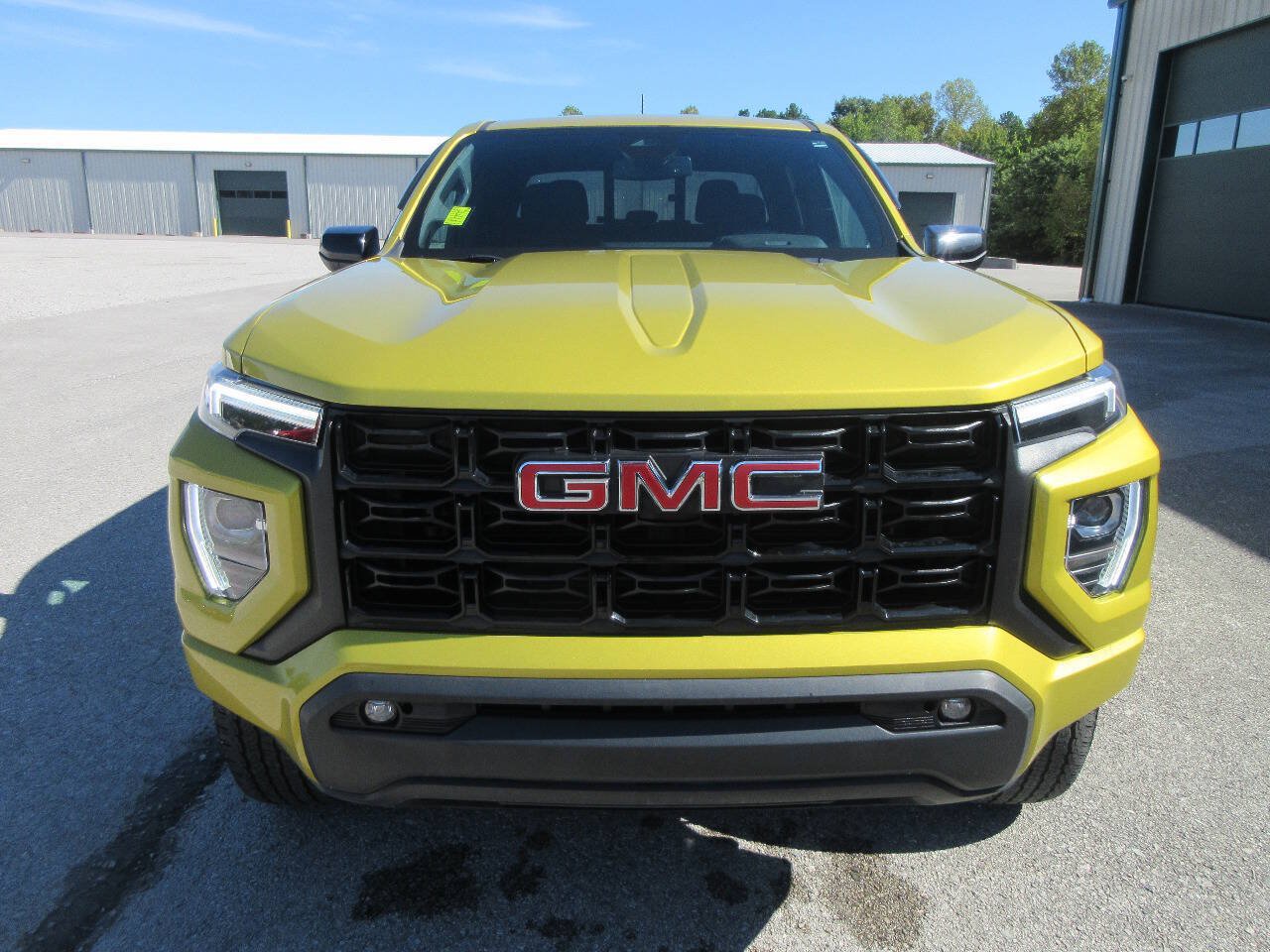 Used 2023 GMC Canyon Elevation w/ Convenience Package AWD/4WD image 9