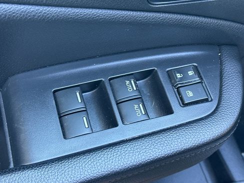 Used 2020 Honda Pilot Touring image 13