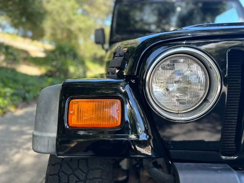 Used 1997 Jeep Wrangler SE AWD/4WD image 10
