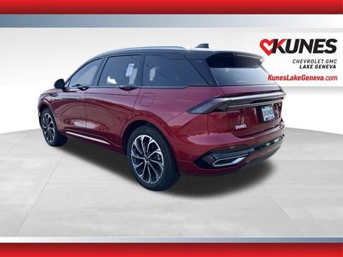 Used 2024 Lincoln Nautilus Reserve AWD/4WD image 8
