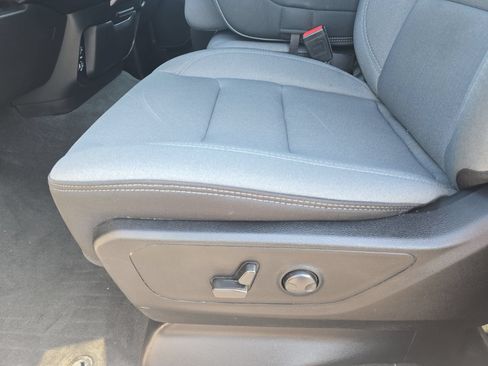 Used 2022 RAM 1500 Big Horn AWD/4WD image 26