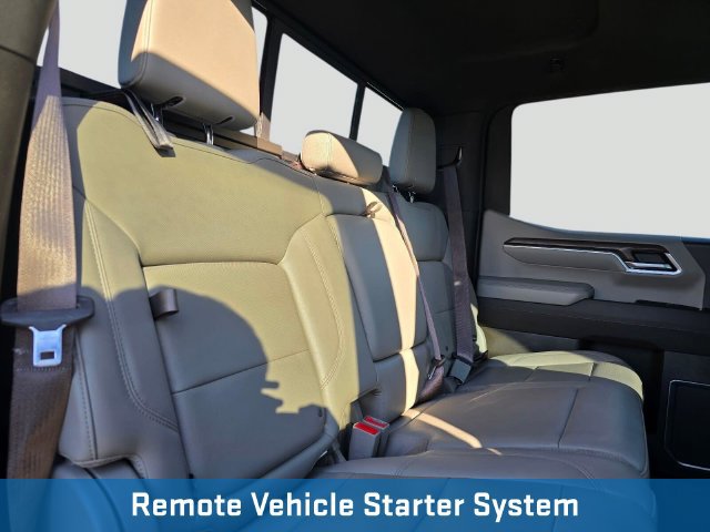 Used 2022 GMC Sierra 1500 SLT w/ SLT Convenience Package AWD/4WD image 17