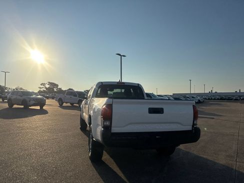 Used 2023 Toyota Tacoma SR RWD image 15