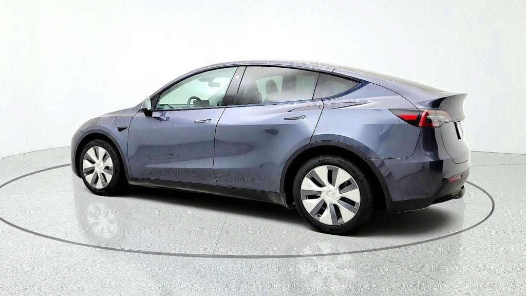 Used 2023 Tesla Model Y Long Range AWD/4WD image 7