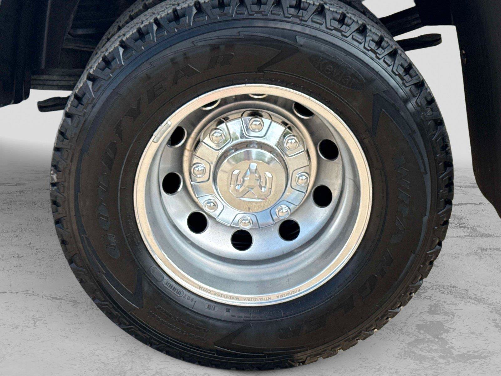 Used 2022 RAM 3500 Tradesman AWD/4WD image 9