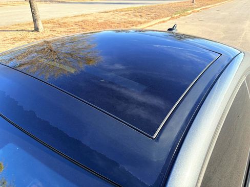 Used 2013 Volkswagen Beetle 2.5 image 4