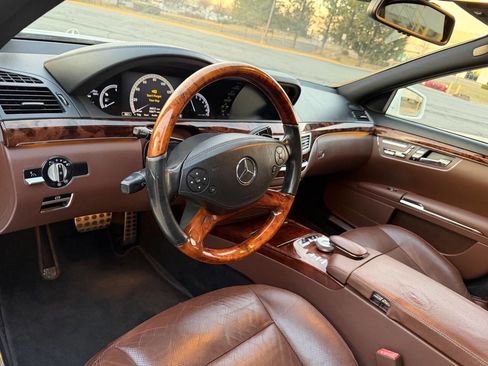 Used 2011 Mercedes-Benz S 550 image 9