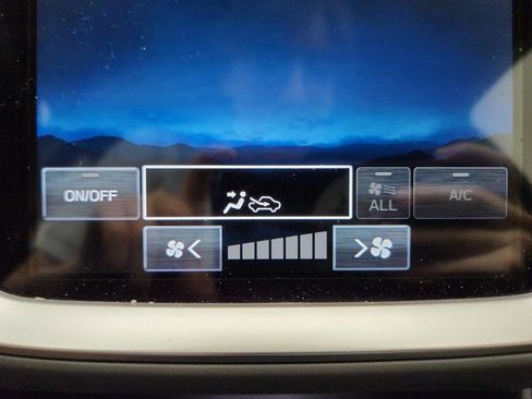 Certified 2024 Subaru Crosstrek 2.0i Premium image 20