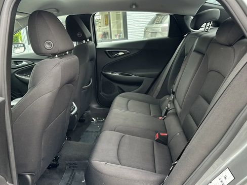 Used 2023 Chevrolet Malibu LT FWD image 12