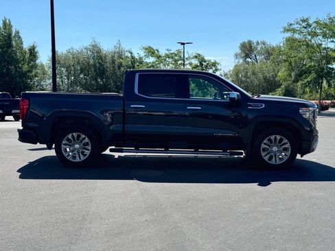 Used 2023 GMC Sierra 1500 Denali w/ Technology Package AWD/4WD image 8