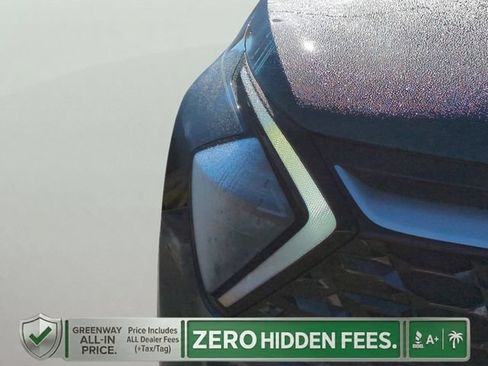 Used 2023 Kia Sportage EX FWD image 29