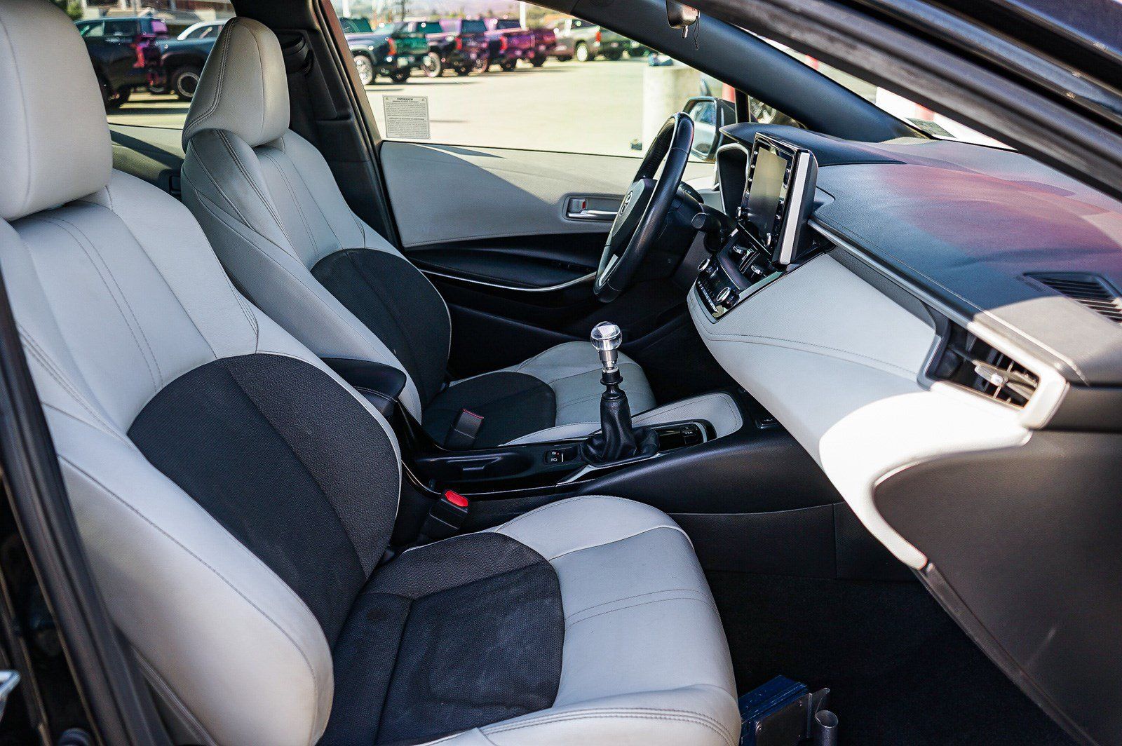 Used 2021 Toyota Corolla XSE w/ Carpet Mat Package (TMS) FWD image 17
