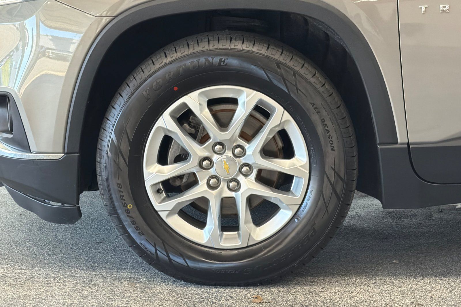 Used 2019 Chevrolet Traverse LT AWD/4WD image 31