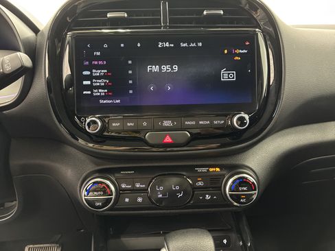 Certified 2023 Kia Soul S FWD image 24