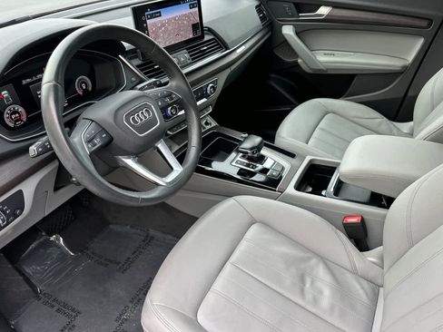 Used 2022 Audi Q5 2.0T Premium Plus w/ Premium Plus Package image 11