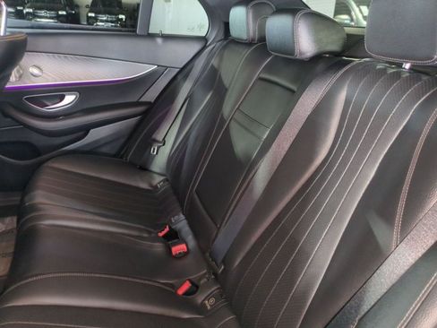 Used 2022 Mercedes-Benz E 450 4MATIC Sedan image 19