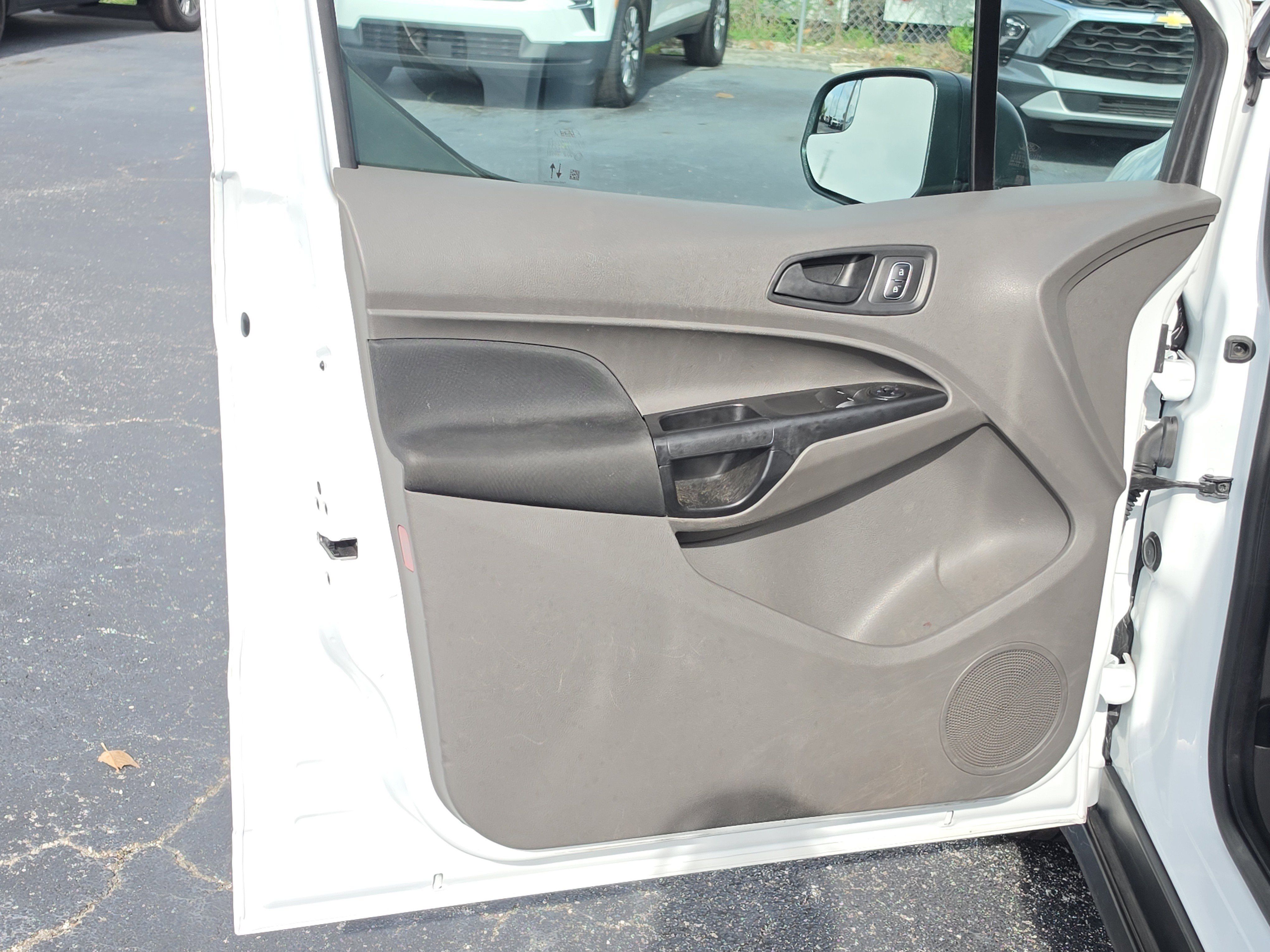 Used 2022 Ford Transit Connect XL FWD image 13