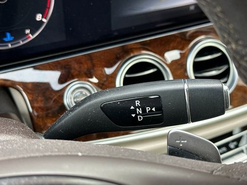 Used 2018 Mercedes-Benz E 300 4MATIC image 20