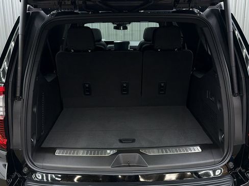 Used 2026 GMC Yukon XL Denali w/ Sun & Power Step Package AWD/4WD image 13