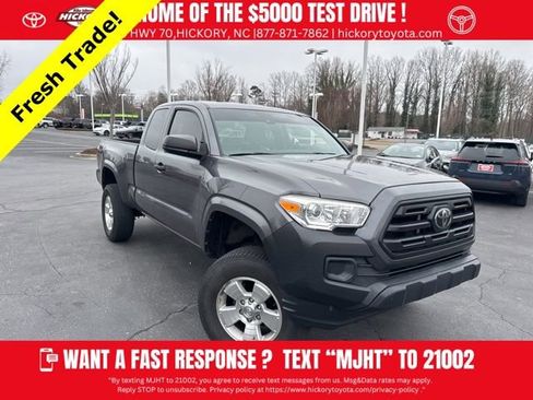 Used 2019 Toyota Tacoma SR image 1