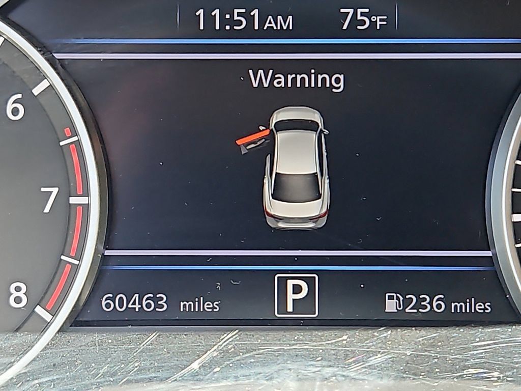 Used 2022 Nissan Sentra SR FWD image 21