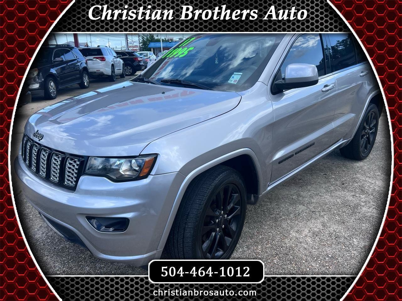 Used 2017 Jeep Grand Cherokee Altitude RWD image 1