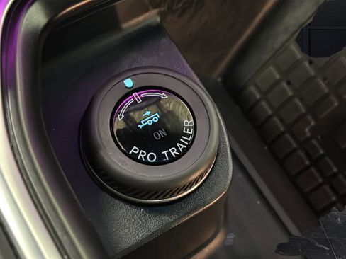 Used 2025 Ford Expedition Platinum w/ Stealth Appearance Package image 43