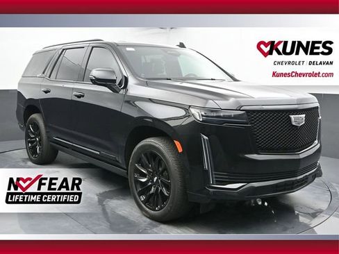 Used 2024 Cadillac Escalade Sport Platinum w/ LPO, ONYX Package image 1