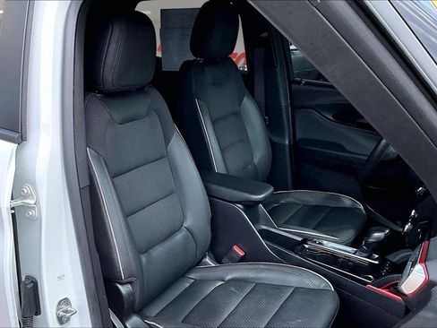 Used 2023 Chevrolet TrailBlazer RS w/ Sun and Liftgate Package image 28