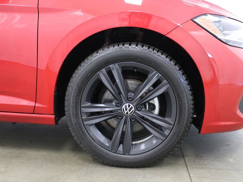 Used 2023 Volkswagen Jetta SE FWD image 5