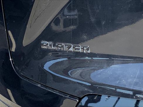 Used 2022 Chevrolet Blazer RS FWD image 28