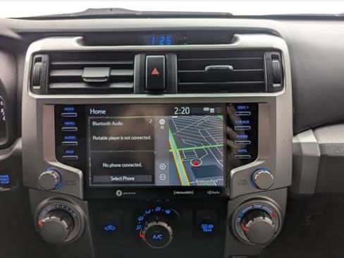 Used 2020 Toyota 4Runner SR5 Premium image 28