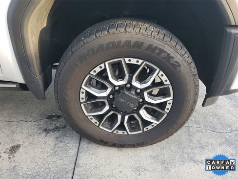 Used 2024 GMC Sierra 2500 Denali w/ Denali Reserve Package image 6