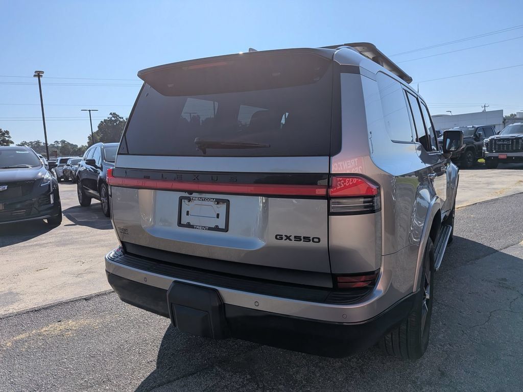 Used 2024 Lexus GX 550 w/ Accessory Package (31) AWD/4WD image 4