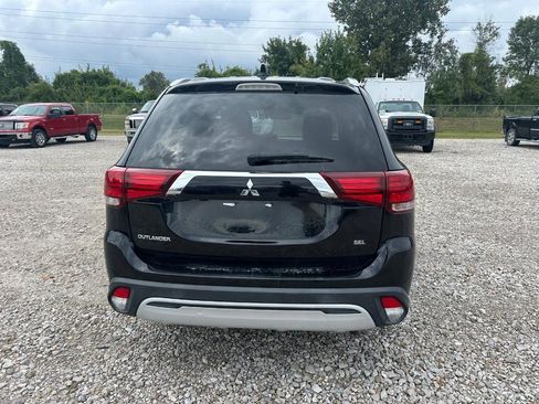 Used 2020 Mitsubishi Outlander SEL AWD/4WD image 2
