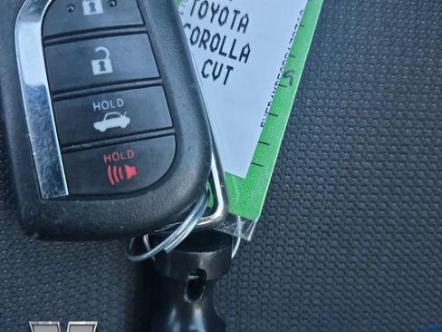 Used 2024 Toyota Corolla LE FWD image 28