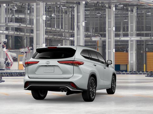 New 2026 Toyota Highlander XSE AWD/4WD image 9