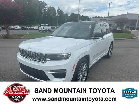 Used 2025 Jeep Grand Cherokee Summit w/ Adv Protech Group IV AWD/4WD image 7