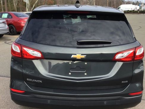Used 2020 Chevrolet Equinox LS image 3