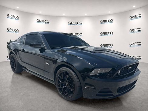 Used 2014 Ford Mustang GT Premium RWD image 1