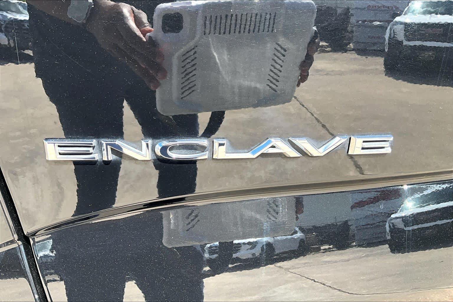 Certified 2023 Buick Enclave Essence w/ Experience Buick Package FWD image 10