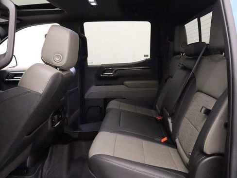 Used 2025 Chevrolet Silverado 1500 ZR2 w/ Technology Package image 18