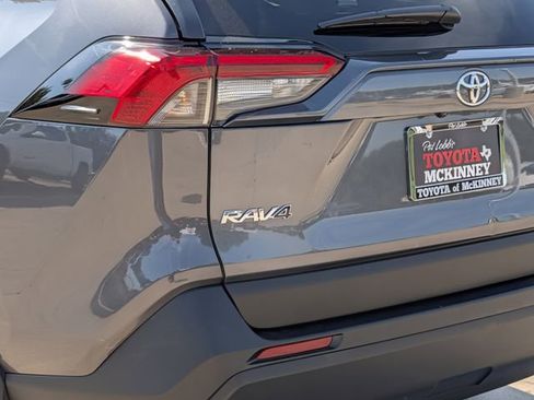 Used 2024 Toyota RAV4 XLE w/ Convenience Package FWD image 6