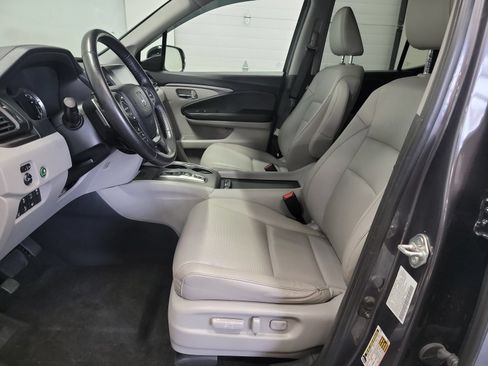 Used 2021 Honda Ridgeline RTL-E image 12