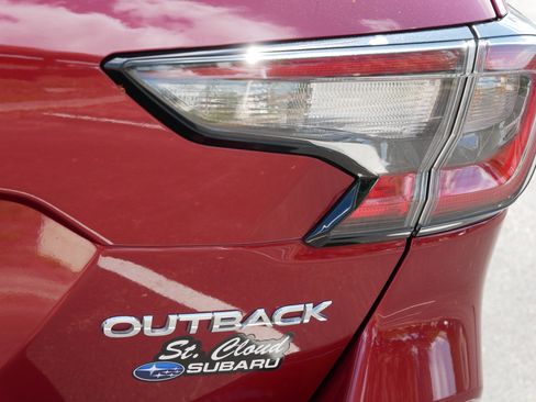 Certified 2025 Subaru Outback Premium AWD/4WD image 17