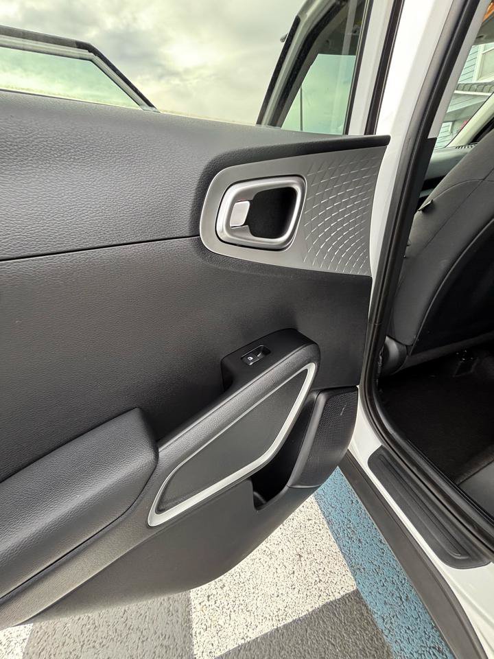 Used 2020 Kia Soul LX FWD image 20